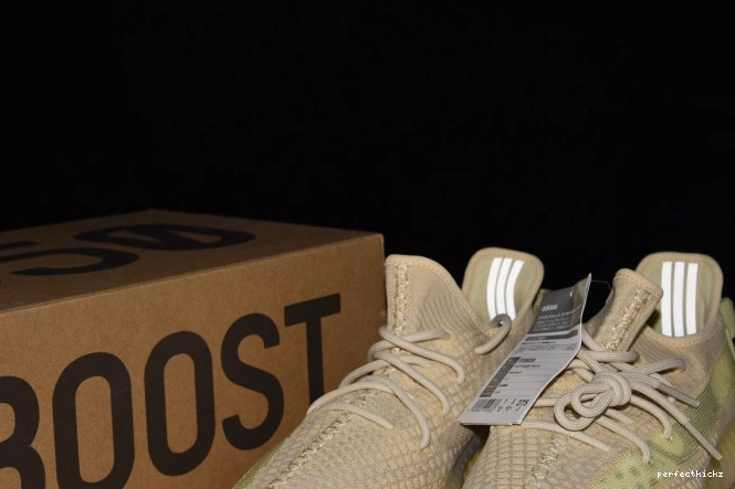 350 V2 FX9028 Boost Yeezy Flax Adidas 0824